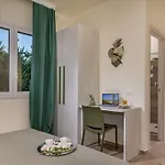 Rosvi Villa